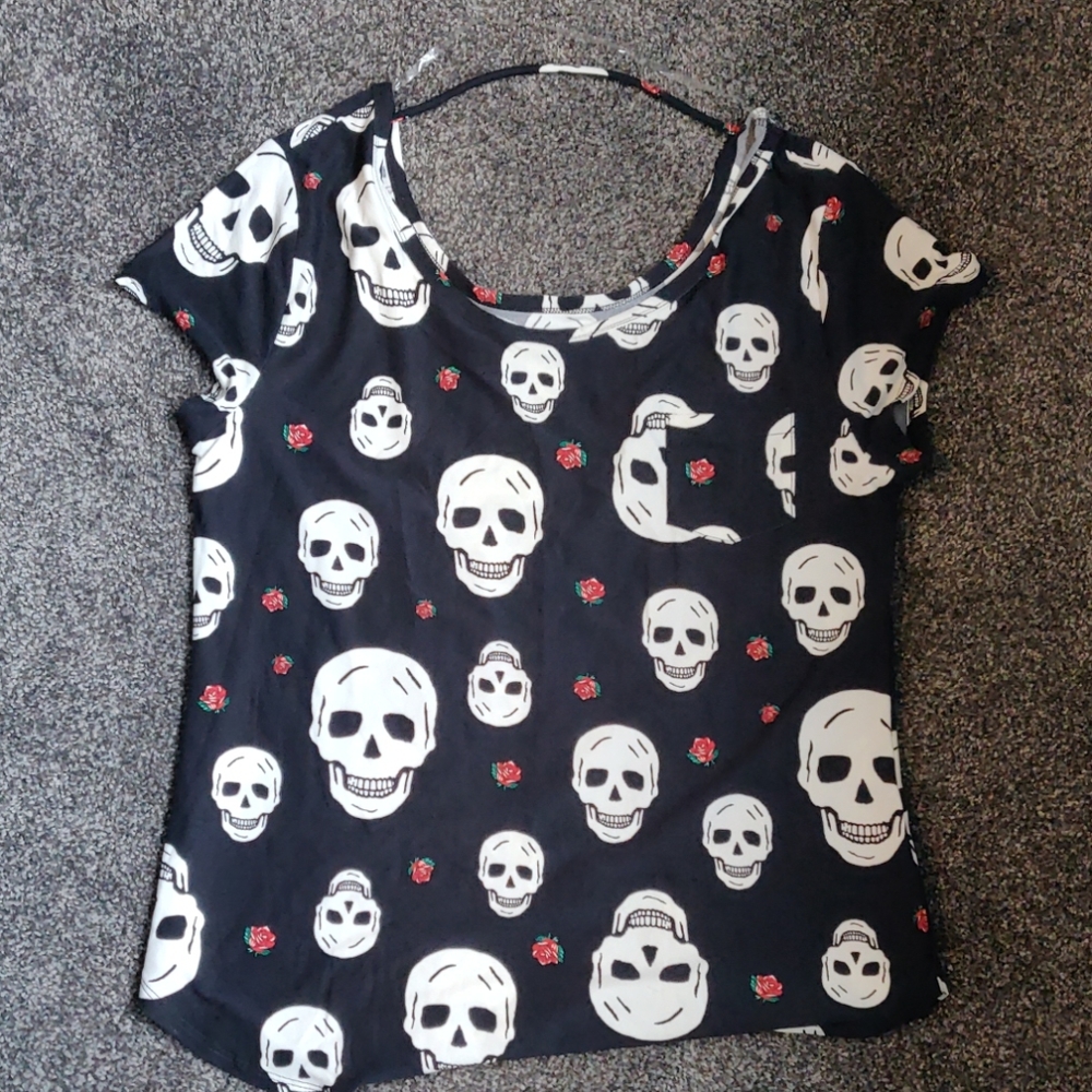 Skull T-shirt
